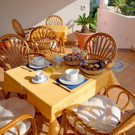 ホテル Principe Di Rinella Leni