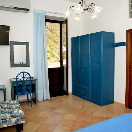 ホテル Principe Di Rinella Leni