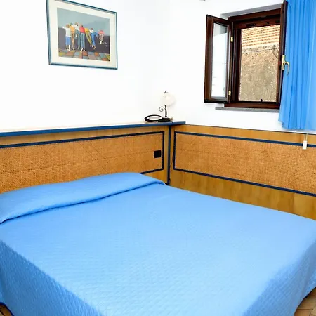 ホテル Principe Di Rinella Leni