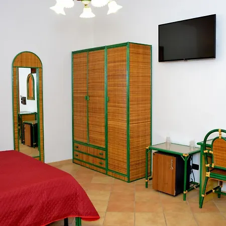 ホテル Principe Di Rinella 3*